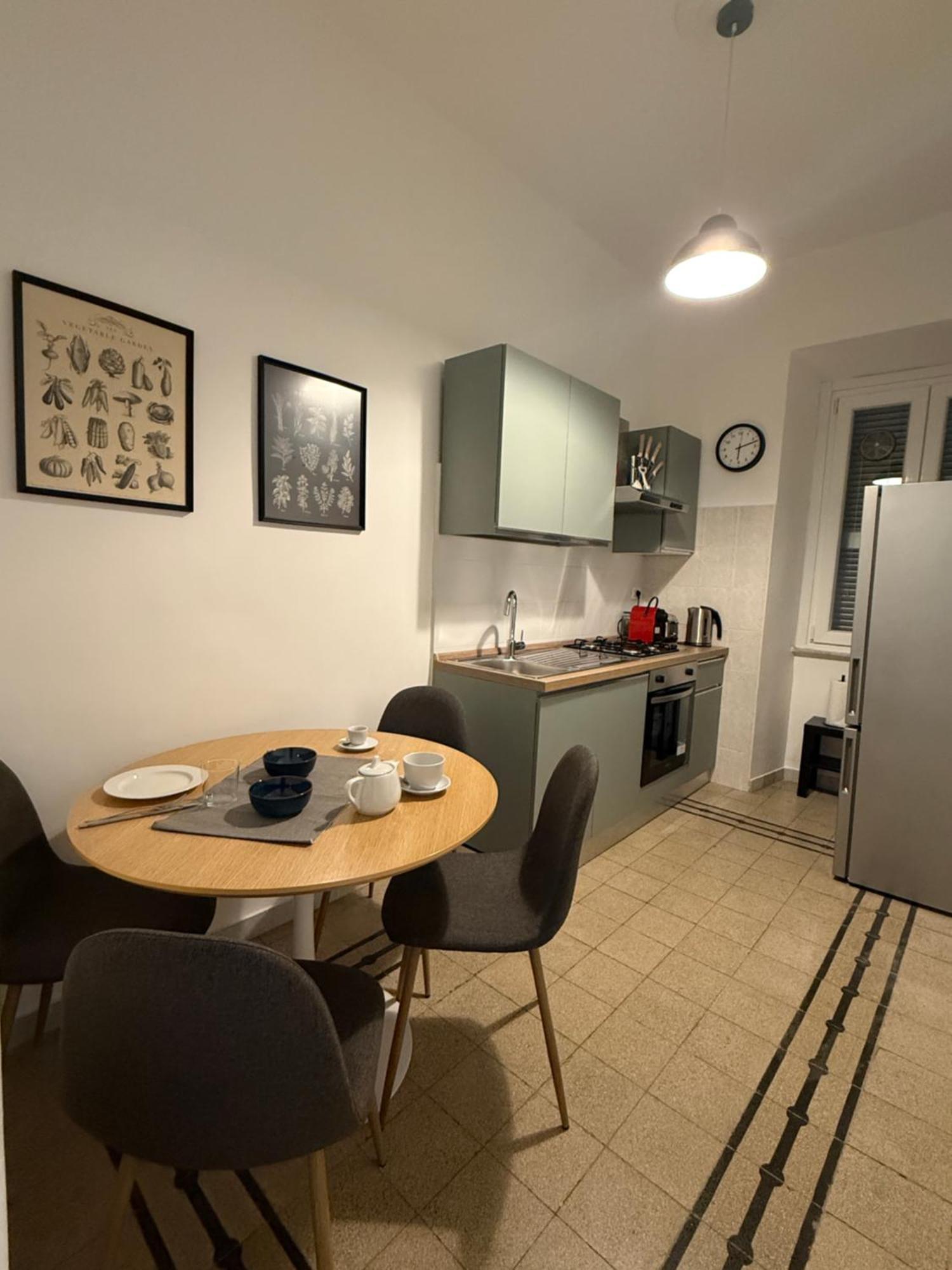 Pietra Apartment,Colosseo Rom Eksteriør billede